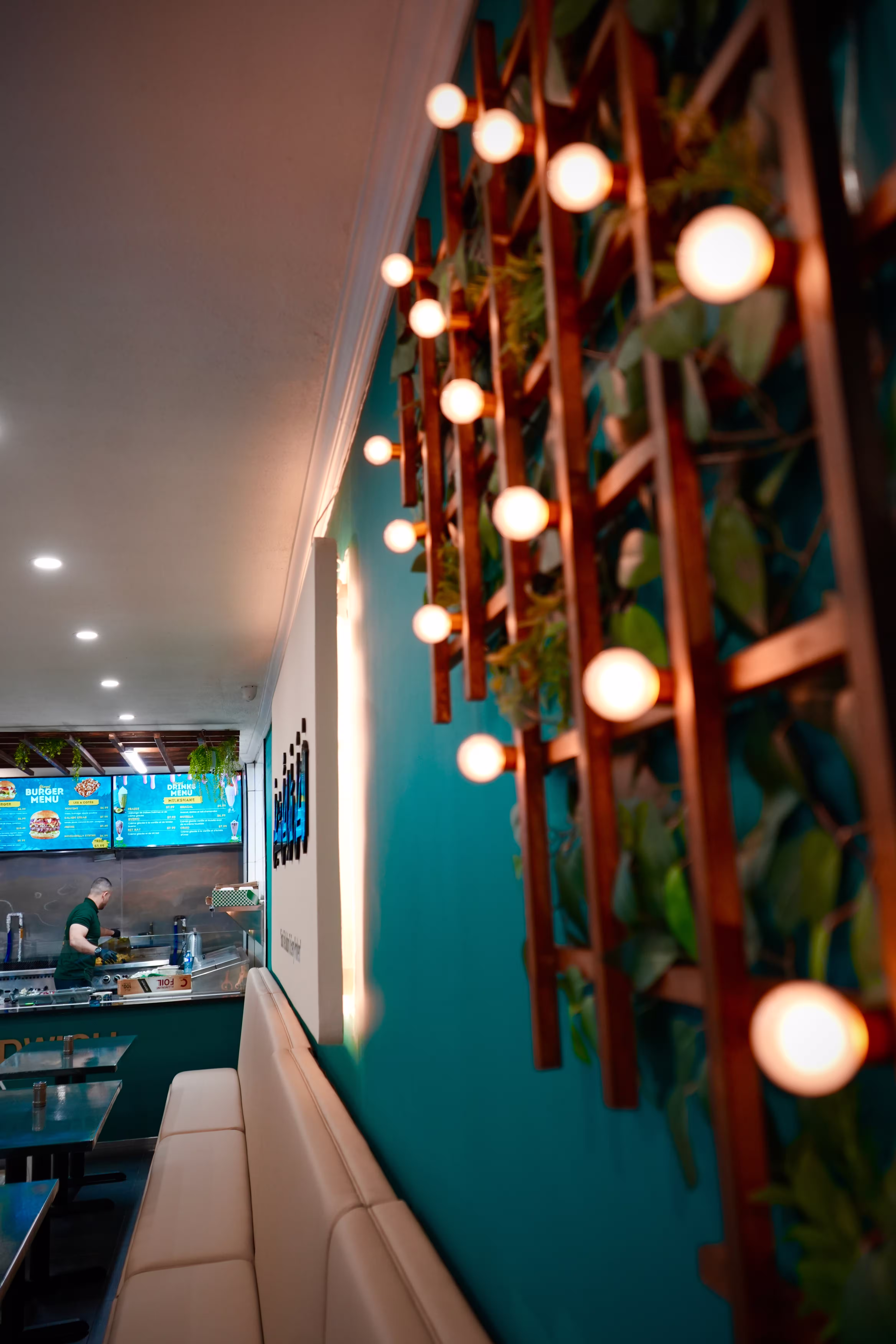 Intérieur raffiné du restaurant Ghazal